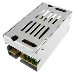 Fuente de alimentación. Transformador eléctrico industrial 12VDC 1.25A
