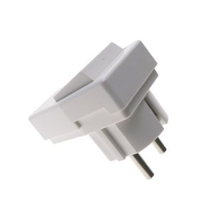 Clavija schuko en ángulo color blanco y con interruptor