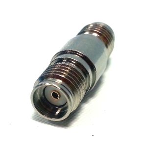 Adaptador SMA-Hembra / rSMA-Hembra