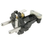CM04900 - 03