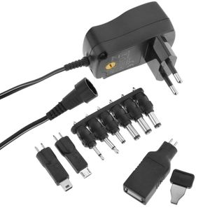 Alimentador universal 100-240 VAC a DC multi-voltaje 7.2 W