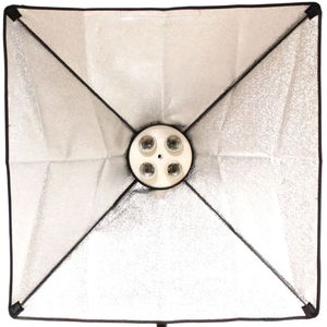 Foco de luz continua con softbox 60x60cm 4xE27